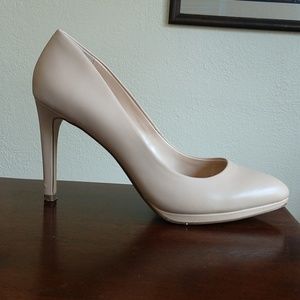BR Nude Leather Pumps